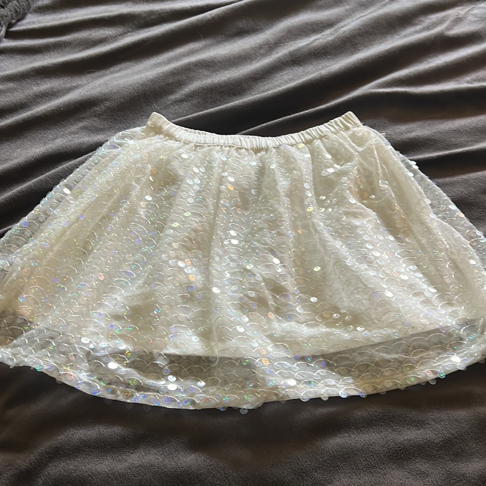 Beautiful sequence skirt - Picture 5 of 8